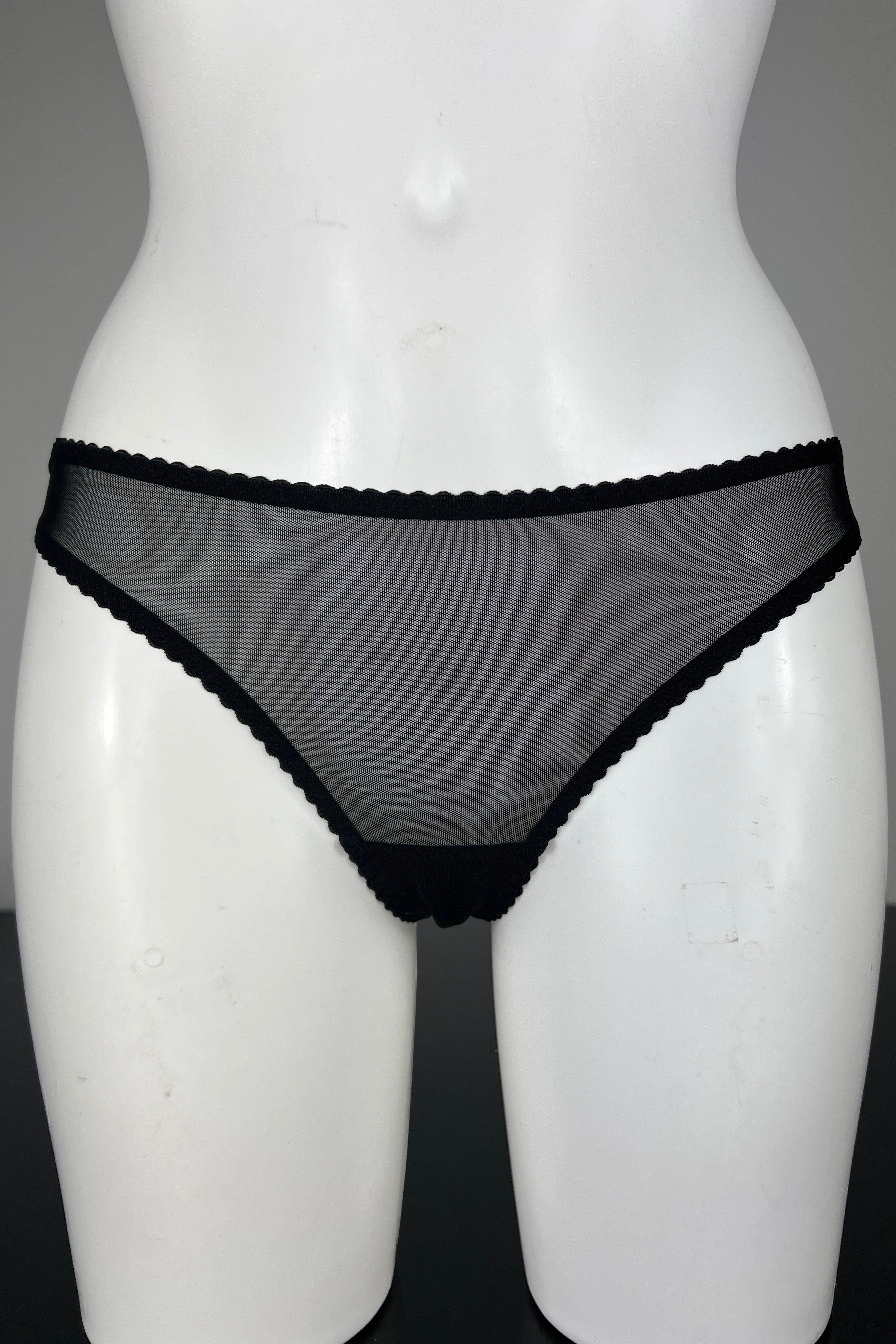 Elly Thong Noir SS1001009