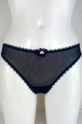 Elly Noir Scallop Brief SS013008