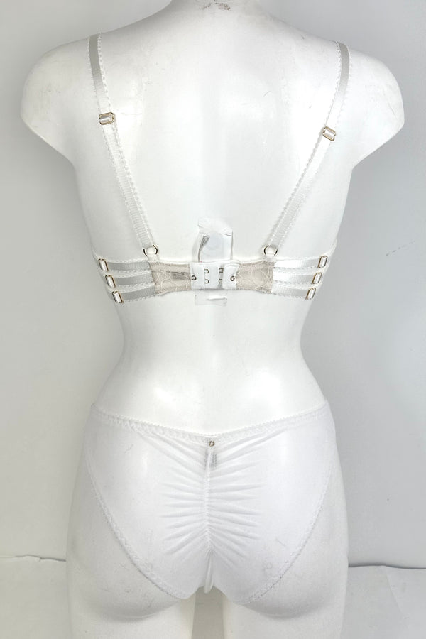 Lyvie Ivory Set SS0902016