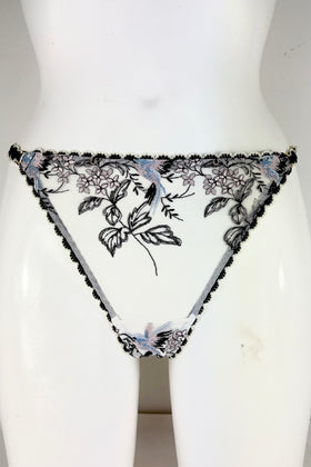 BEYOND SUSTAINABLE G-STRING SS021015