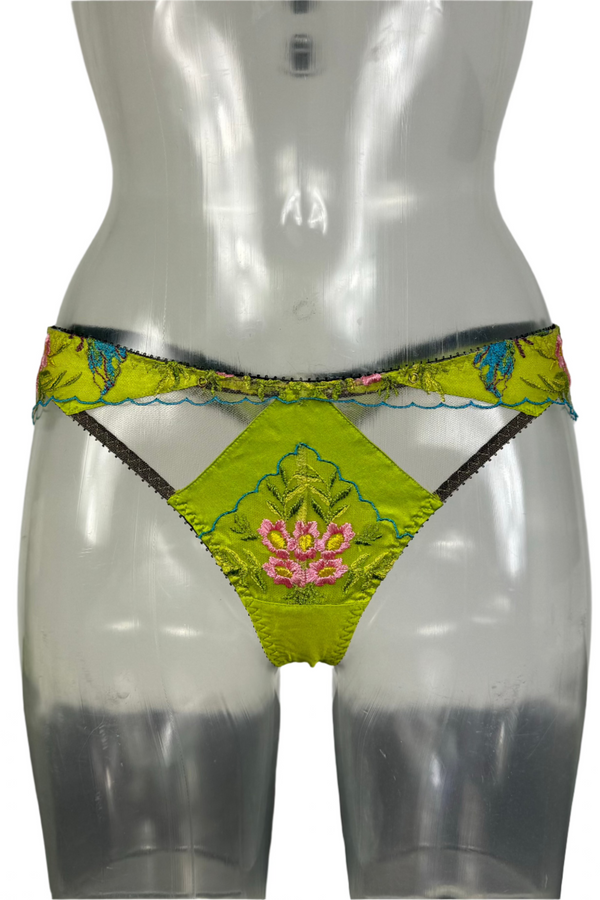 Keri Thong SS2411004