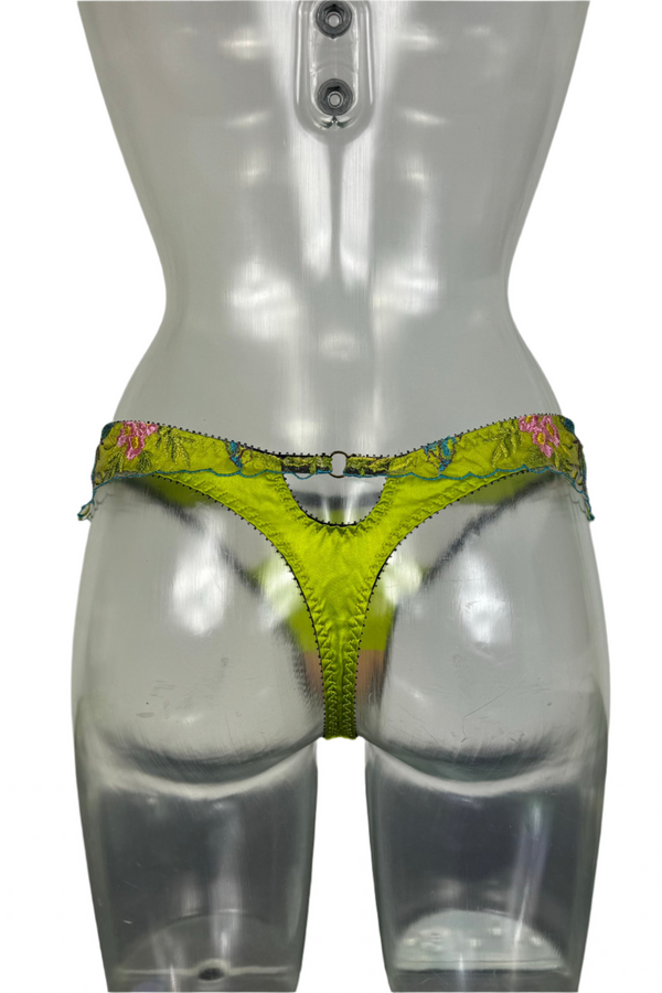 Keri Thong SS2411004