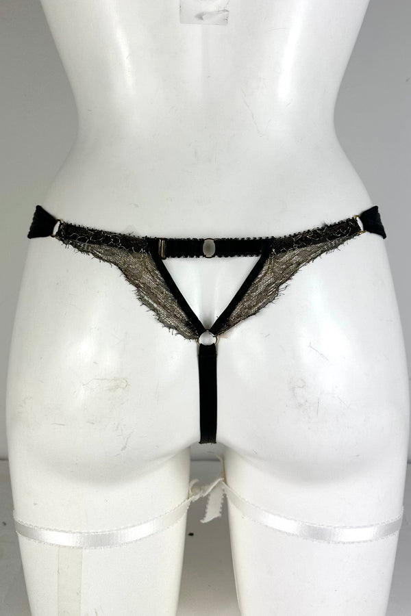 Becca Noir Thong SS0902057