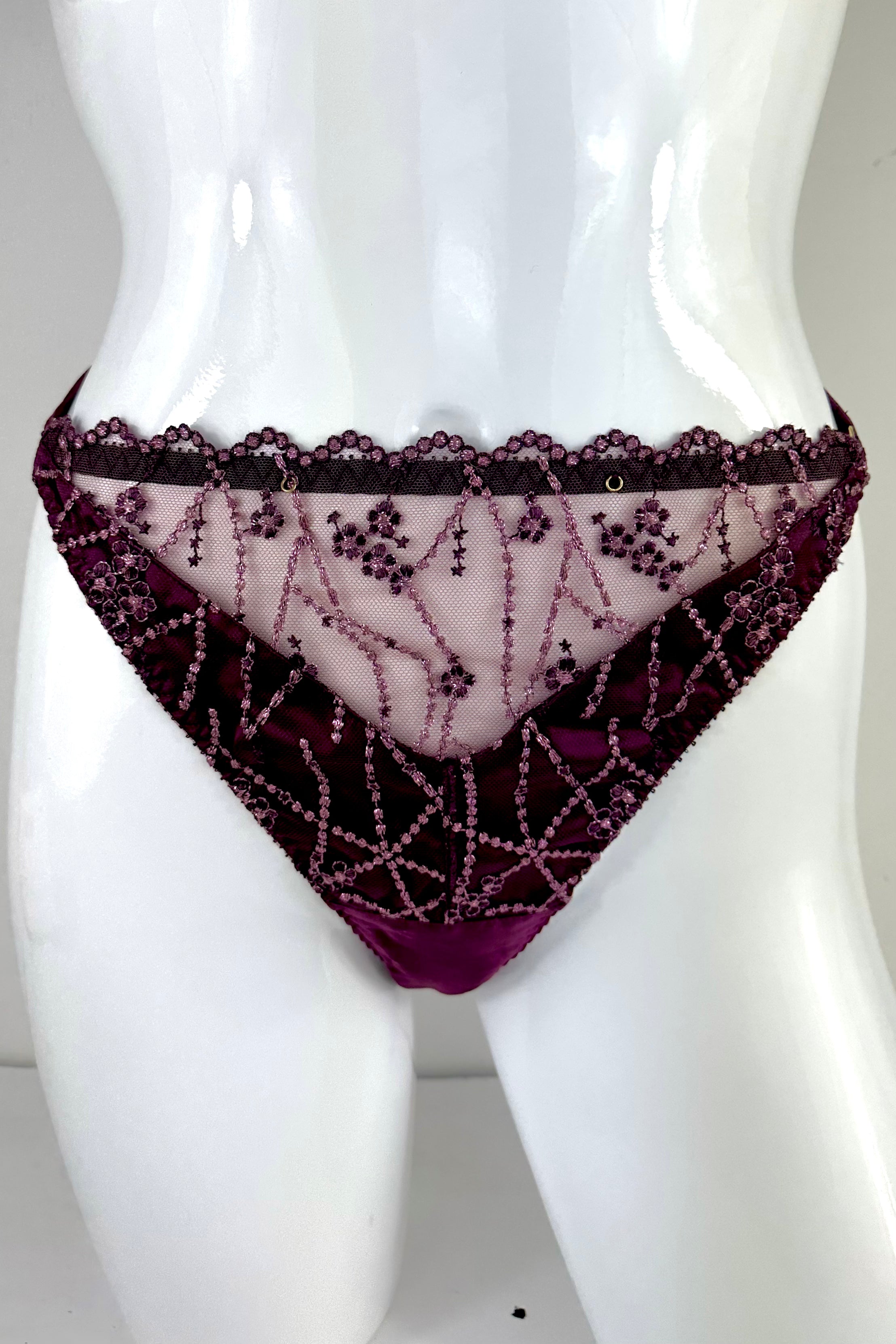 Kelly Silk Thong SS0903058