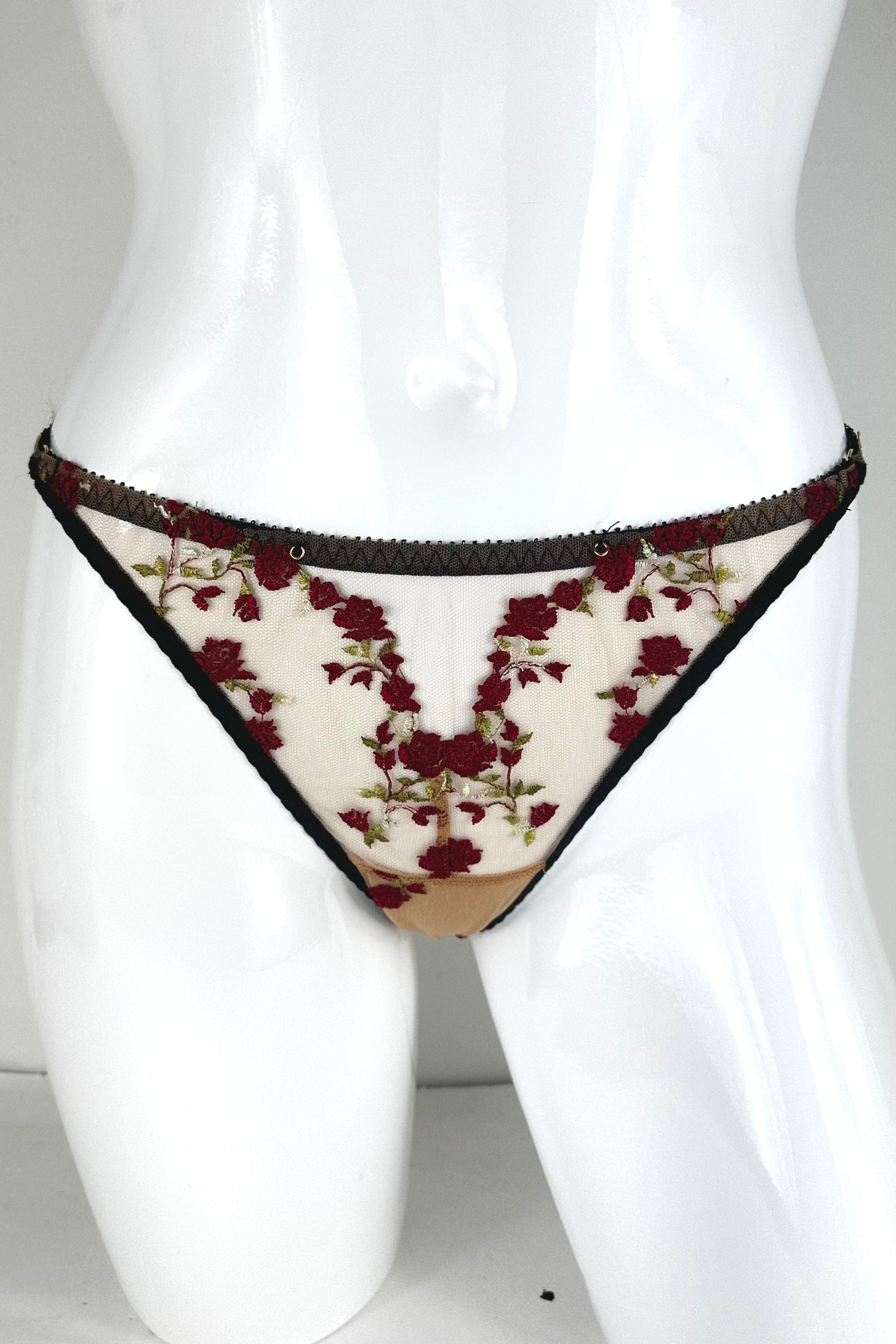 Charlotte Rouge Thong SS0903065