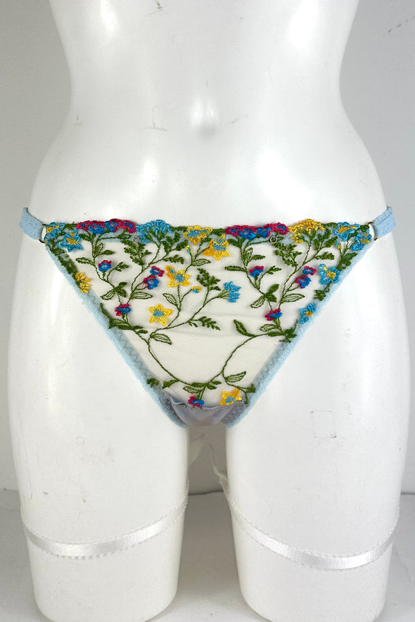 BEYOND SUSTAINABLE Brief SS0927137