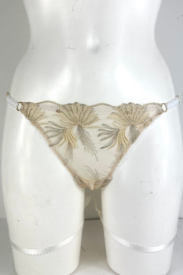 BEYOND SUSTAINABLE Brief SS0927139