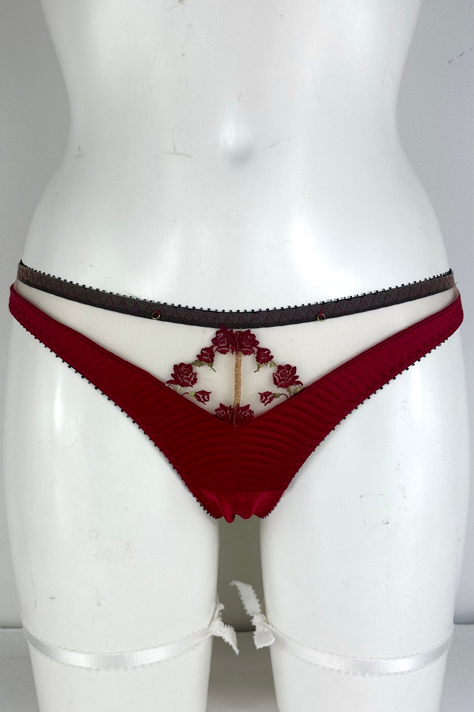 Charlotte Rouge Brief SS0927258