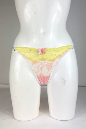 Sarah Thong SS015017