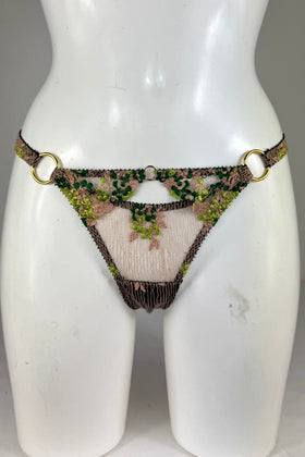 Jess Thong SS015022