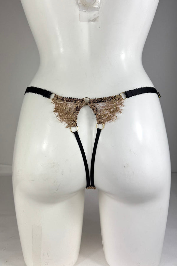 Mina Thong SS015031