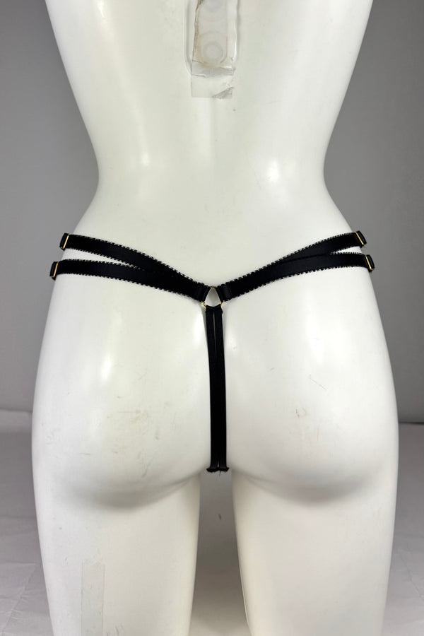 Junii Noir Thong SS015030