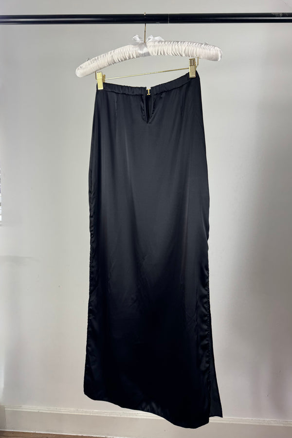 Noir Silk Skirt SS015046
