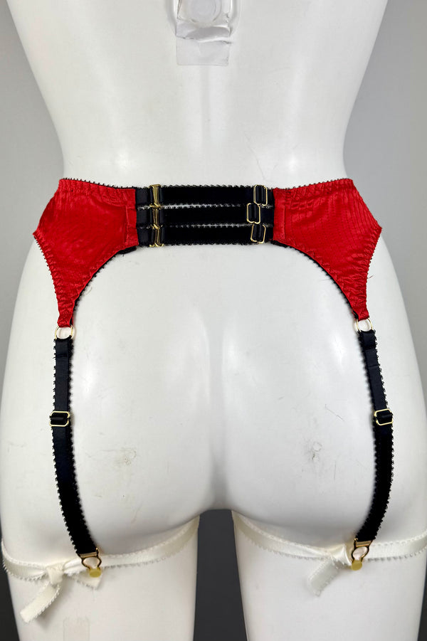Charlotte Silk Suspender SS2802095