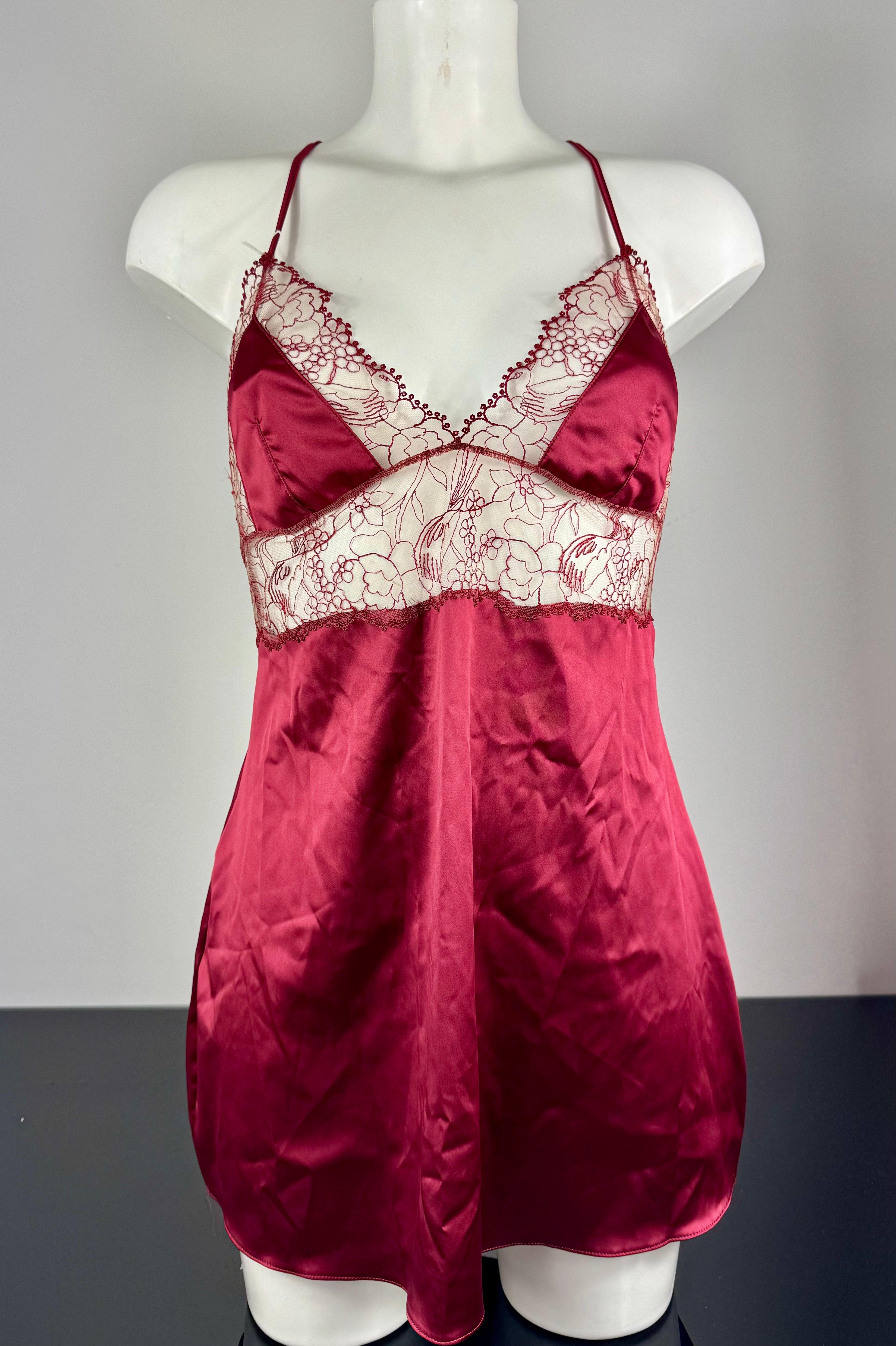 Nikki Debbie Satin Slip SS2802135