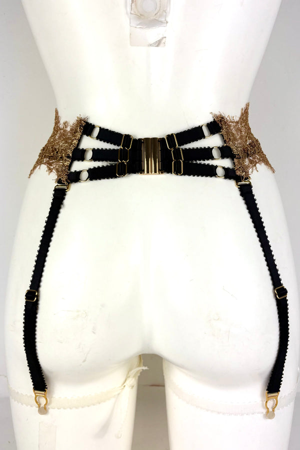 Mina Waspie SS072003