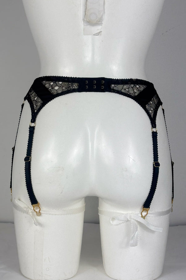 Lyvie suspender SS025057