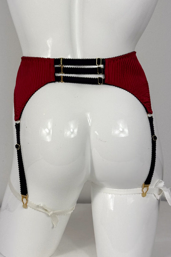 Charlotte Rouge Silk Suspender SS025094