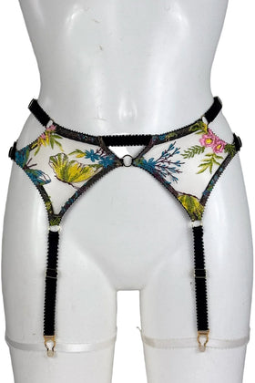 Yasmin Suspender SS025008