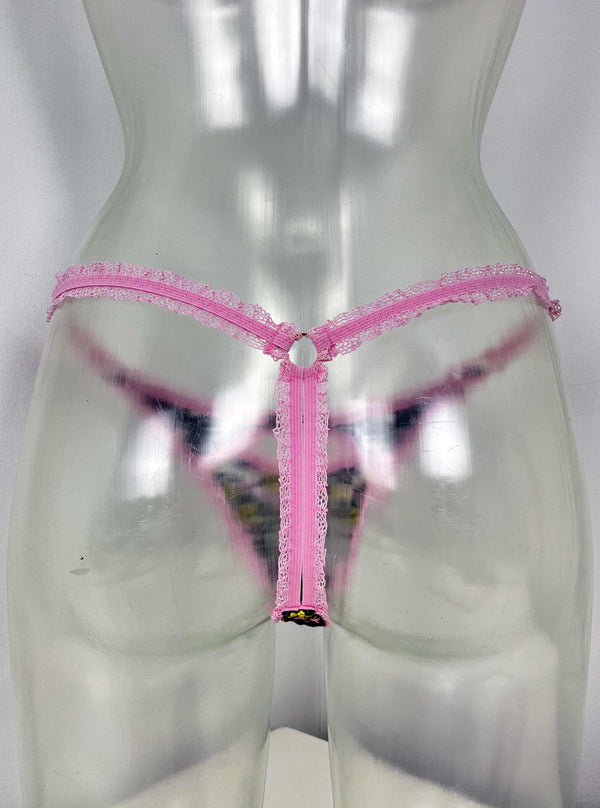Beyond Sustainable G-String SSS1262