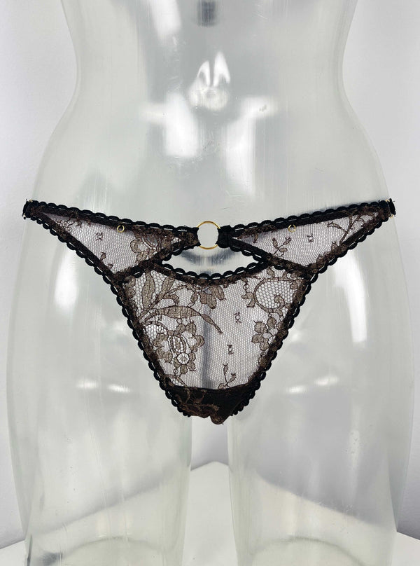Beyond Sustainable G-String SSS1264