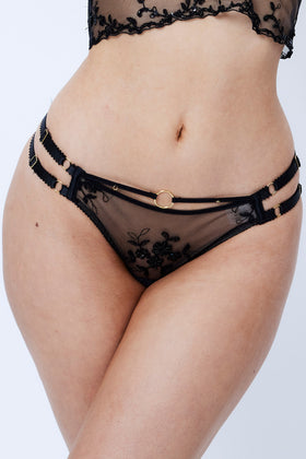 Junii Noir Thong