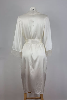 Becca Ivory Long Robe SS015070