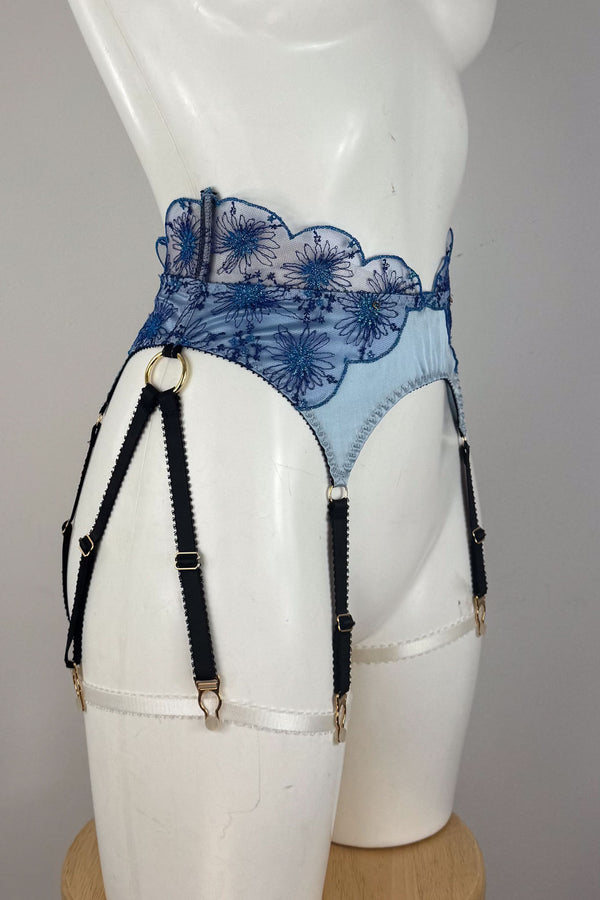 Sophie Suspender SS015103