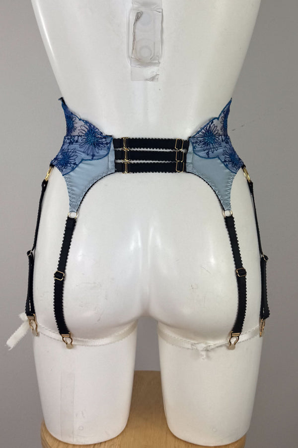 Sophie Suspender SS015103
