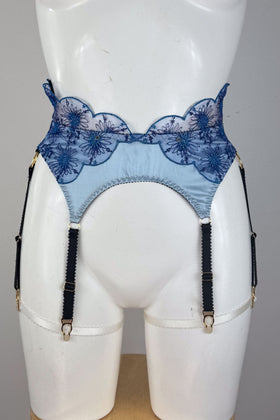Sophie Suspender SS015103
