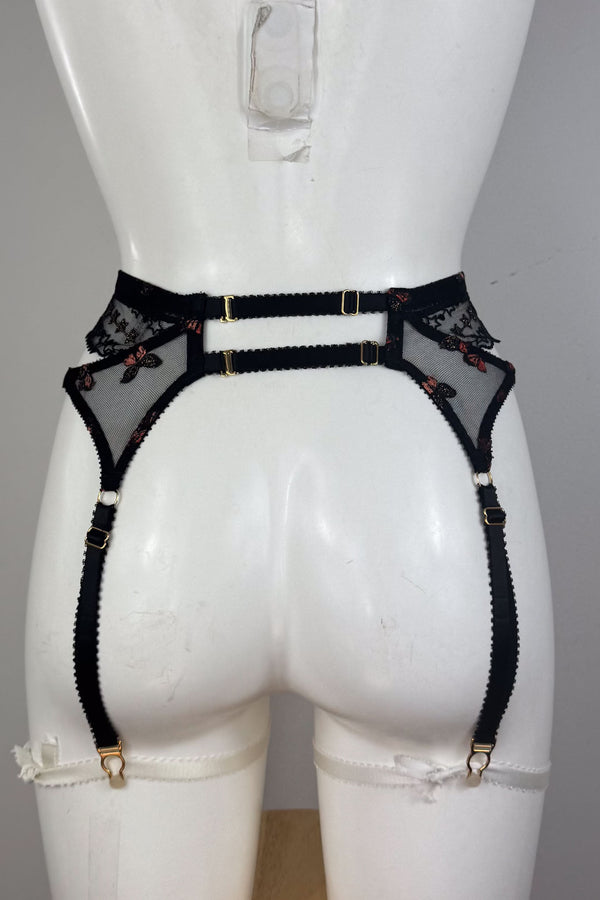 Thea Suspender SS015106