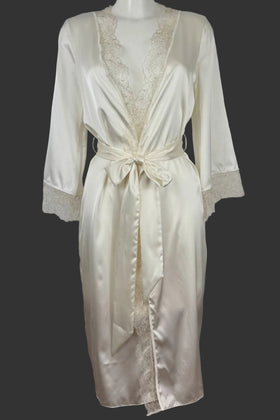 Becca Ivory Long Robe SS015070