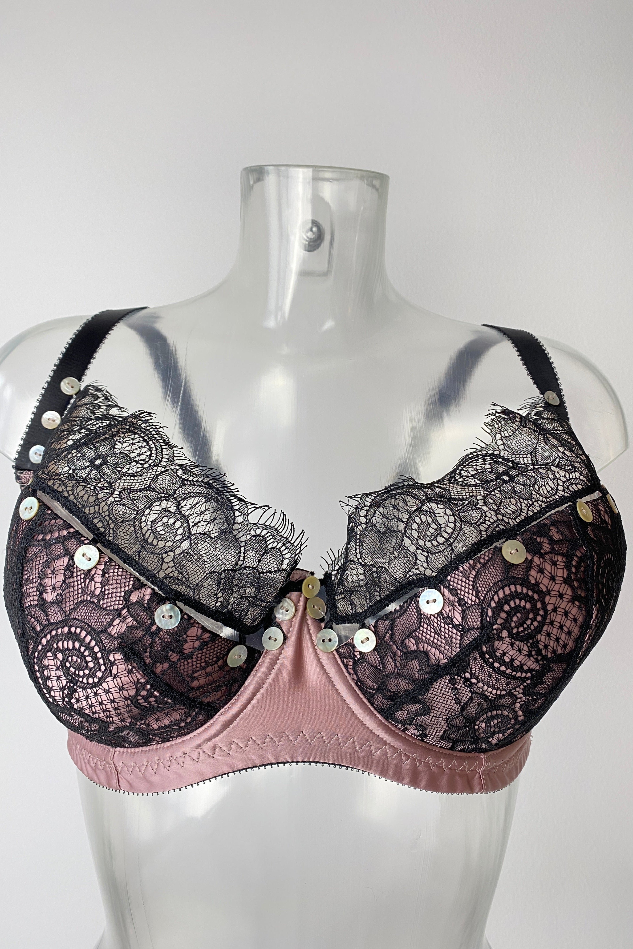 Erica Noir Unbutton Bra VAN-1015