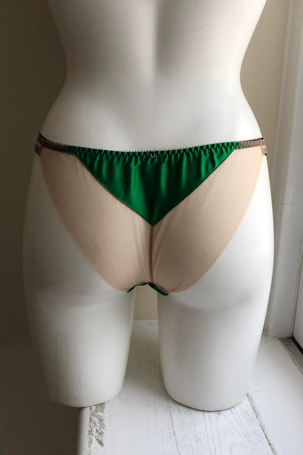 Laura Brief LAU005