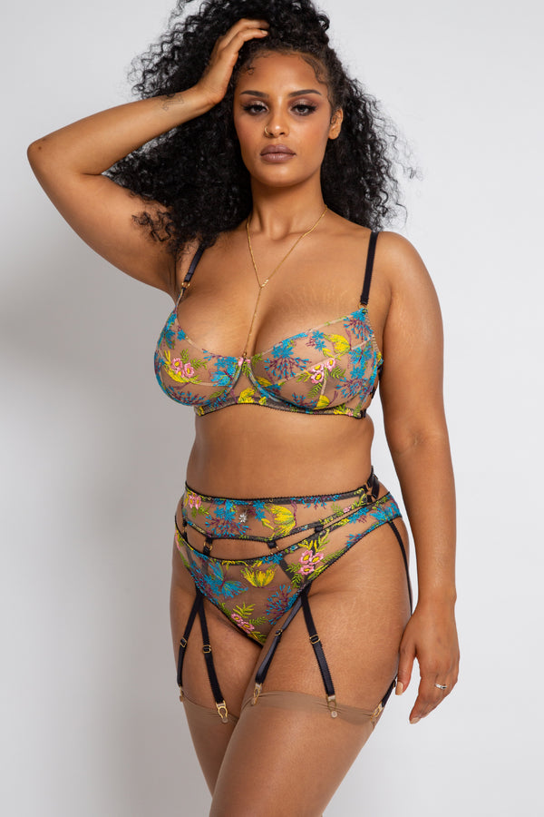 Zuzia Suspender by Edge o' Beyond